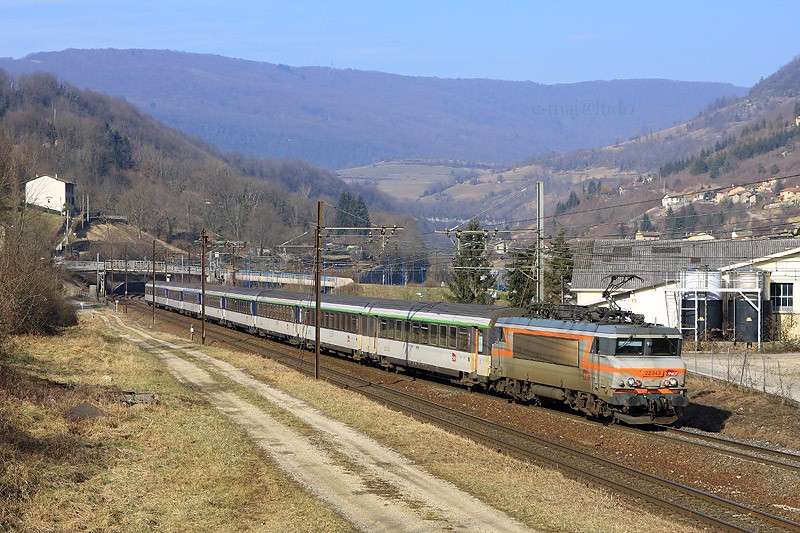 BB 22343.JPG